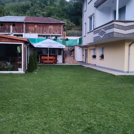 Guest House Mihalkovo Country house