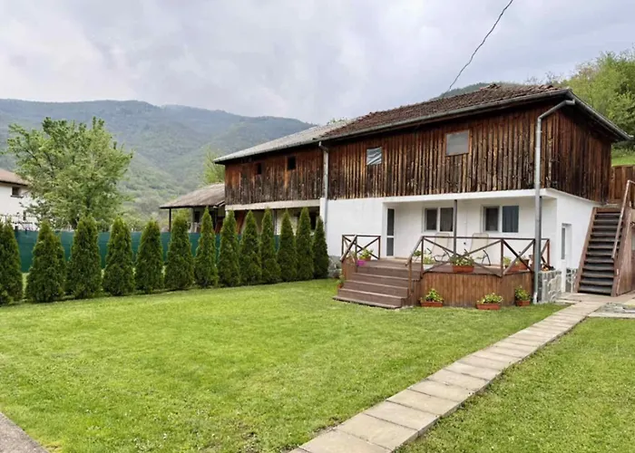 Guest House Mihalkovo בית כפרי